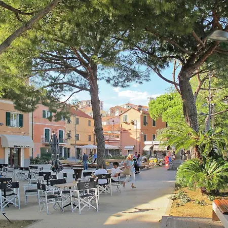 Locazione Turistica Giorgia - Imp450 * Imperia